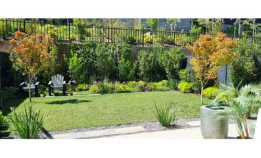 PRECIOSA CASA NUEVA EN VENTA LAS CONDES
