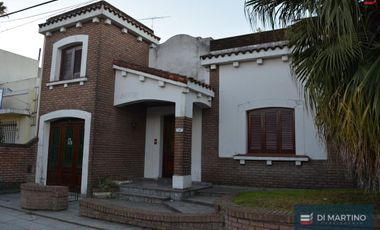 Casa en Venta - Departamento | San Martín | Centro De Luján