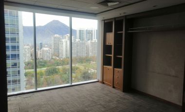 ARRIENDO Oficina Habilitada de 545,47 m2 – Nueva Las Condes