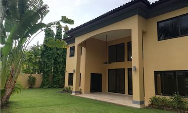 Venta de casa en Costa del Este, Residencias Antigua