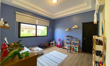 Venta de casa en Costa del Este, Residencias Antigua