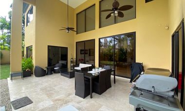 Venta de casa en Costa del Este, Residencias Antigua