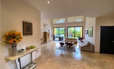 Venta de casa en Costa del Este, Residencias Antigua