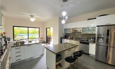 Venta de casa en Costa del Este, Residencias Antigua