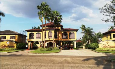 Venta de casa en Costa del Este, Residencias Antigua