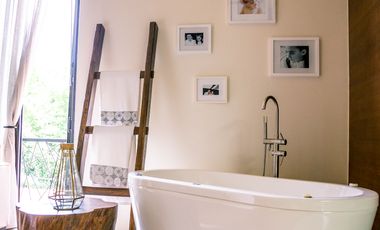 SE VENDE CASA EN CONDOMINIO EN Calle Paseo de los Tabachines 39-49, Fraccionamiento Los Tabachines, Cuernavaca, Morelos, 62498, MEX