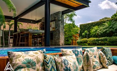 SE VENDE CASA EN CONDOMINIO EN Calle Paseo de los Tabachines 39-49, Fraccionamiento Los Tabachines, Cuernavaca, Morelos, 62498, MEX