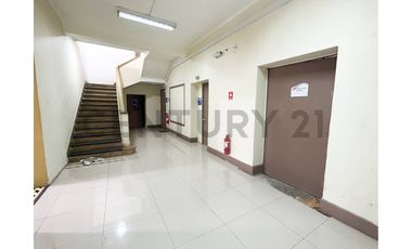 SE VENDE LOCAL/OFICINA PLENO CENTRO DE CONCEPCIÓN