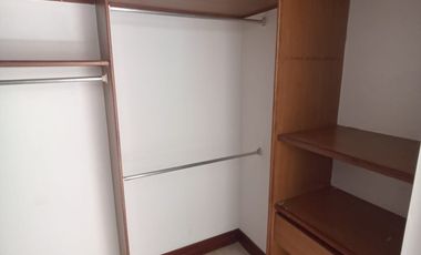 apartamento en arriendo en laureles. Cod A215639