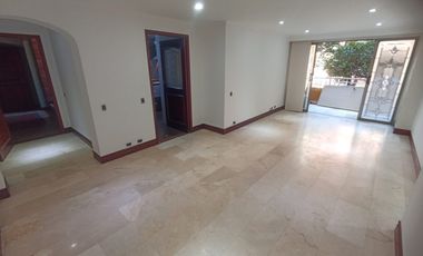 apartamento en arriendo en laureles. Cod A215639