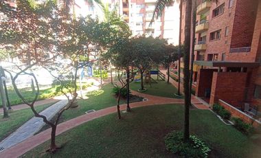 apartamento en arriendo en laureles. Cod A215639