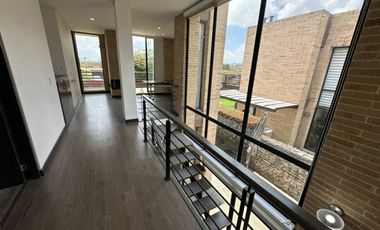 casa en arriendo en canelon. Cod A5977