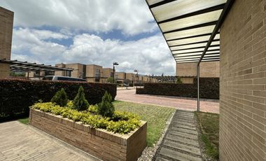 casa en arriendo en canelon. Cod A5977