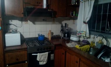 CASA EN VENTA 3 AMBIENTES EN QUILMES