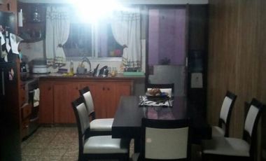 CASA EN VENTA 3 AMBIENTES EN QUILMES
