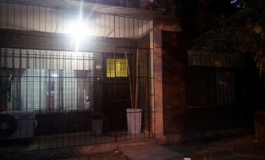 CASA EN VENTA 3 AMBIENTES EN QUILMES