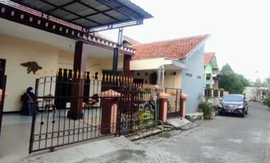 Di jual rumah di Jl Manggis Wage Taman Sidoarjo