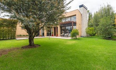 casa en arriendo/venta en vereda hato grande. Cod A15215