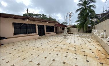 Venta de Casa en Ciudad de Colón (TPJ)