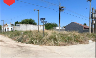 TERRENO (Calle 38 y 13)