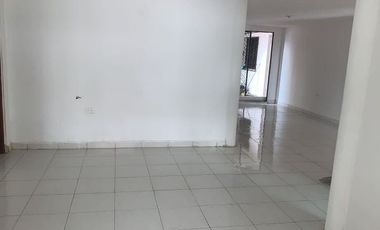 casa en arriendo/venta en la granja. Cod A118593