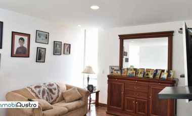 Cerca del Hospital del IESS, Venta de Hermosa Casa con Vista a la Ciudad