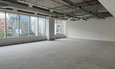 Oficina en arriendo en Las Condes