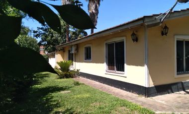 Casa 3 dorms 2 baños 2 cocheras pileta quincho