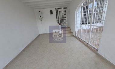 COD. 3347 - SE ARRIENDA CASA - BARRIO: FONTANA