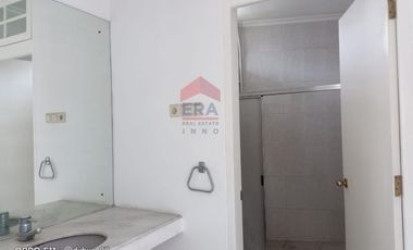 Rumah besar lokasi terbaik dan strategis di Surya Setra