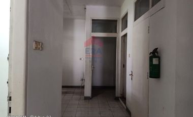 Rumah besar lokasi terbaik dan strategis di Surya Setra