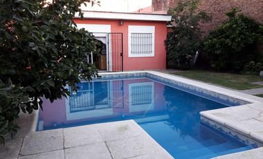 Casa Quinta Con locales en San Andrés de Giles