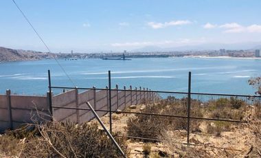 Excelente Terreno urbano con inmejorable vista en la Bahía de La Herradura