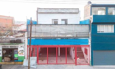 Local Comercial en Renta en Calle Calzada de las Aguilas 1ra Secc 24-3637 CR