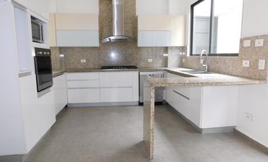 casa condominio en arriendo/venta en villa campestre. Cod A90750