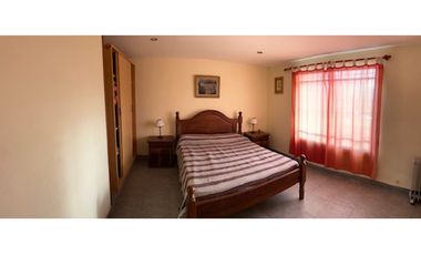 Chalet 4  y 2 ambientes en Venta