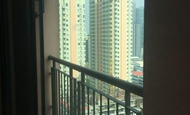 2 bedroom with lanai drying area condo in makati rent to own