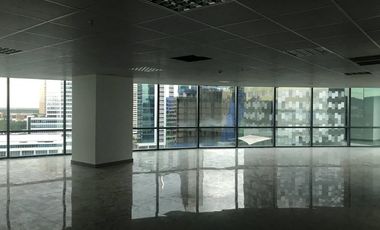 Venta oficina 925mt2 en Financial Park