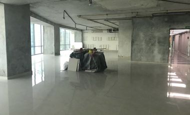 Venta oficina 925mt2 en Financial Park