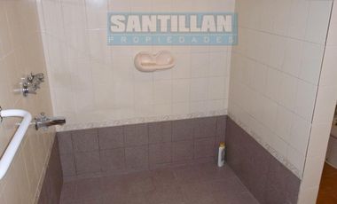 Casa en venta en San Justo, La Matanza, Buenos Aires. APTO CREDITO BANCARIO