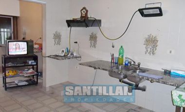 Casa en venta en San Justo, La Matanza, Buenos Aires. APTO CREDITO BANCARIO