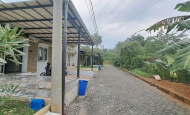 Rumah Strategis 10 Menit ke Summarecon Mall Bekasi Dibantu KPR J-38536