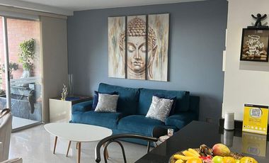 apartamento en venta en cristales. Cod V4071