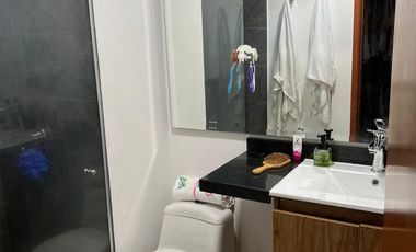 apartamento en venta en cristales. Cod V4071