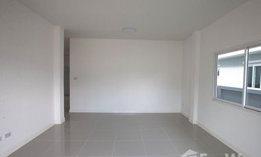 2 Bedroom House for sale at Green View Home