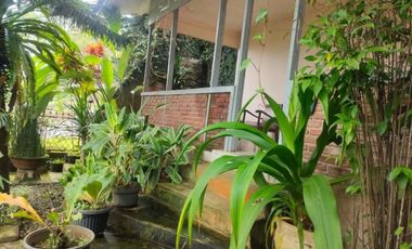 Rumah Villa Lama Terawat Apik Siap Huni Dago Ciburial Bandung