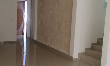 EN VENTA CASA EN BOSQUE SERENO RESERVA COUVET (NUEVA)  AL SUR PONIENTE