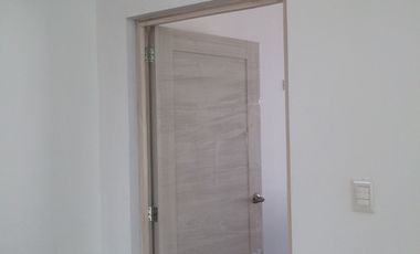 EN VENTA CASA EN BOSQUE SERENO RESERVA COUVET (NUEVA)  AL SUR PONIENTE