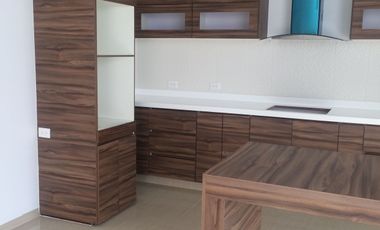 EN VENTA CASA EN BOSQUE SERENO RESERVA COUVET (NUEVA)  AL SUR PONIENTE