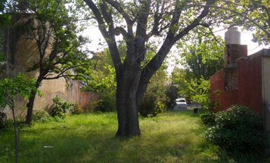 COSTA ATLÁNTICA. CASA EN AMPLIO LOTE DE 10 X 40 A TRES CUADRAS DEL MAR EN 